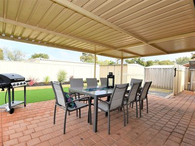 2 Timbo Court, Stratton