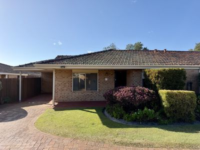 23 / 2 Theakston Green, Leeming