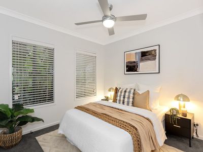 18 Pathfinder Road, Coomera Waters