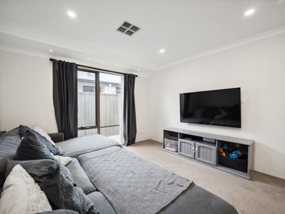 56 Hickman Drive, Piara Waters