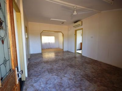 139 Wren Street, Longreach