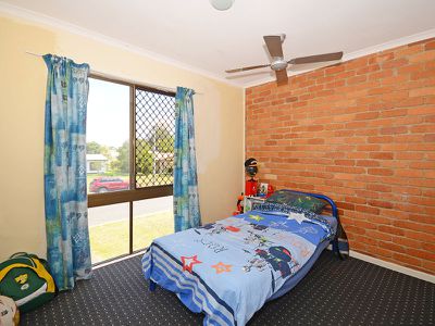 4 BORONIA STREET, Burrum Heads