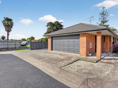 10 Aitkenhead Court, Parakai, Helensville
