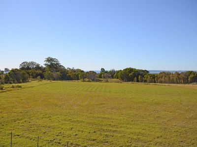 42 BOWARRADY COURT, River Heads