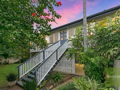 104 Stagpole Street, West End