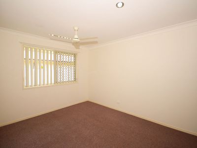 12 Lakeridge Drive, Dundowran