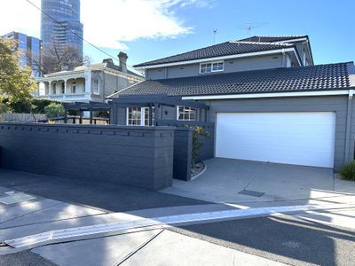 1 / 8 William Street, South Yarra