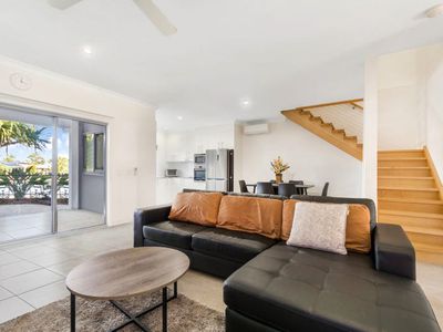 24 / 46 Regatta Blvd, Birtinya