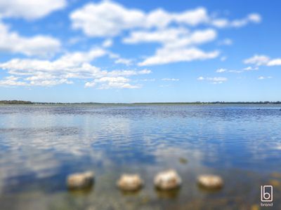 82 The Corso, Gorokan