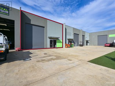 5 / 2 Helmshore Way, Port Kennedy