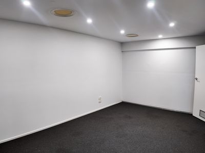 2 / 33 Township Drive, Burleigh Heads