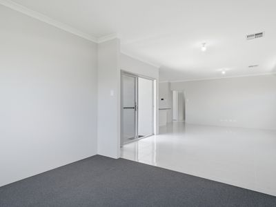 4 Woodloes Street, Piara Waters