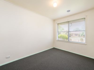 33 Kennedy Road, Shepparton