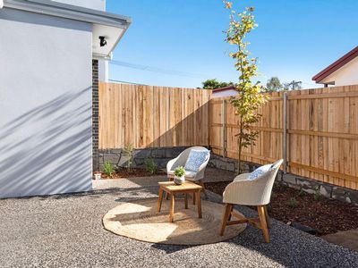 2 / 109 Eggleston Crescent, Chifley