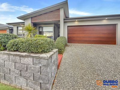 30 Alexandrina Avenue, Dubbo