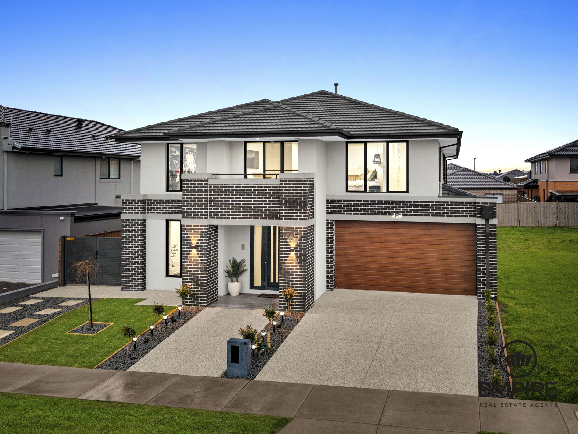 45 Stonefox Circuit, Clyde North