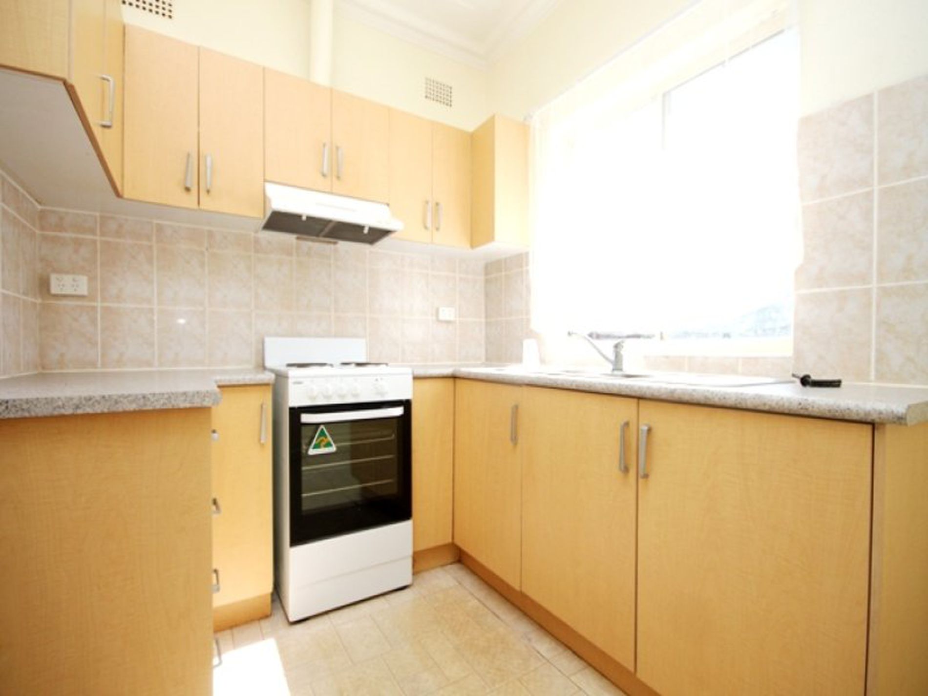 82 Monaro Avenue, Kingsgrove