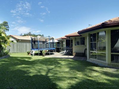 5 Bungee Ct, Tewantin