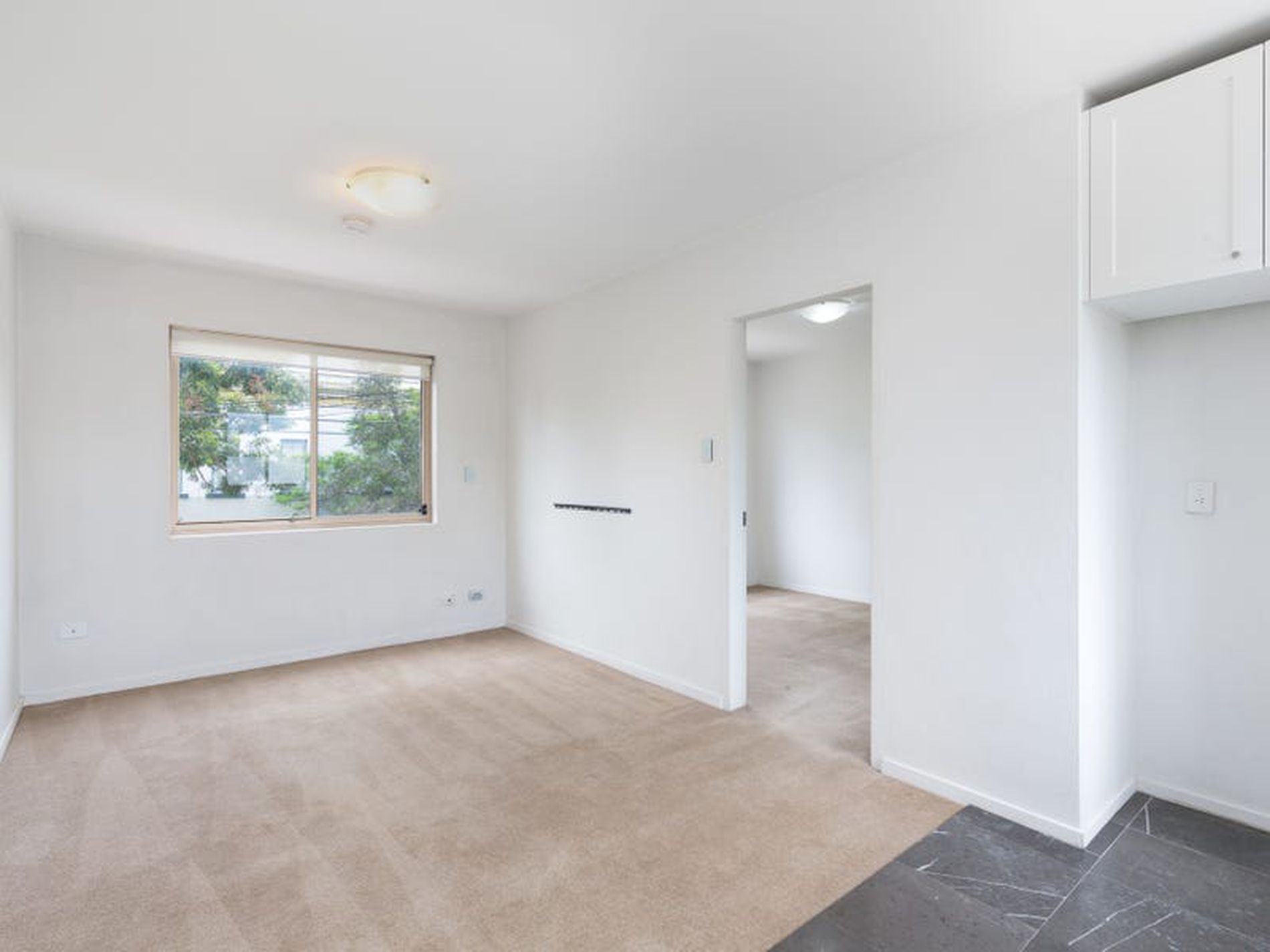 6 / 92 Moonbie Street, Summer Hill