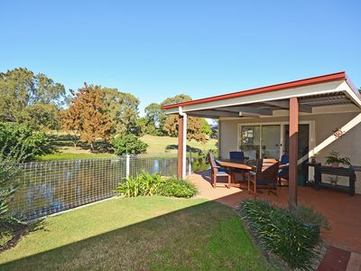 8 Lakeside Court, Torquay