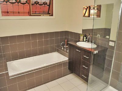 1 Syrah Court, Maiden Gully