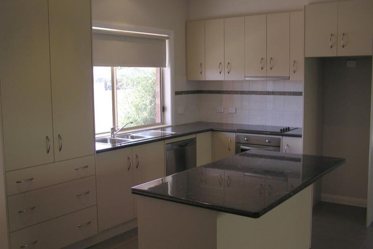 1 / 37 Somerset Crescent, Mansfield