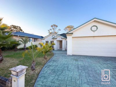 18 Lemon Gum Circuit, Blue Haven