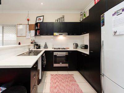 6 Kenilworth Cr, Waterford