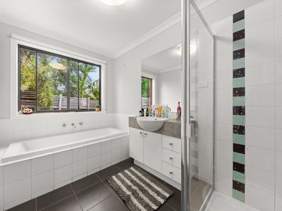 14 Kimberley Grove, Pakenham