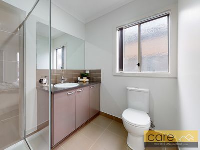 19 Marblelight Way, Clyde North