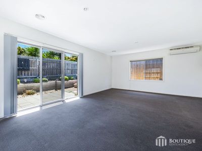 16 Botany Drive, Carrum Downs