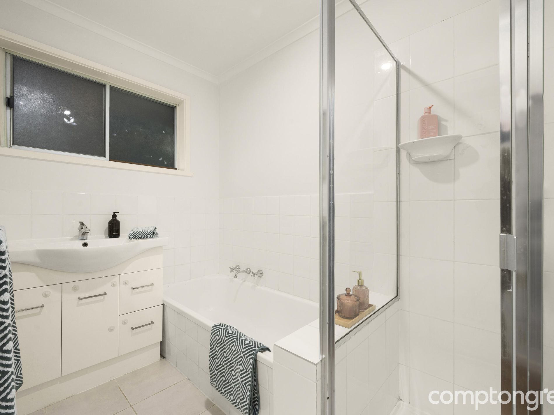 2 / 110-111 Railway Place, Williamstown