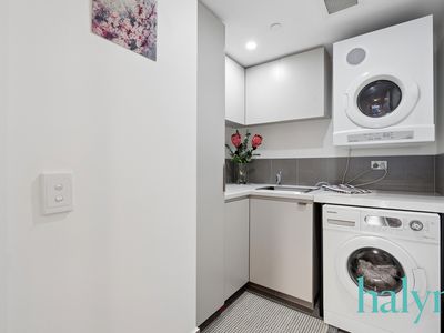 602 / 21 Bow River Crescent, Burswood