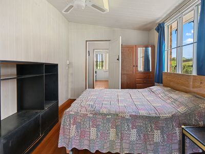 43 WATTLE STREET, Goondi Hill