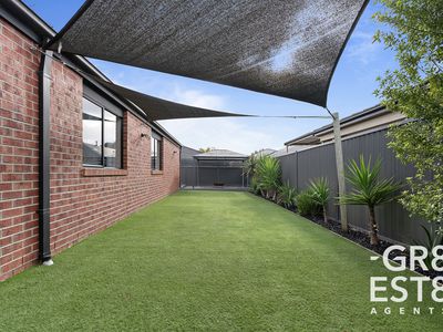 6 Zeus Avenue, Cranbourne West