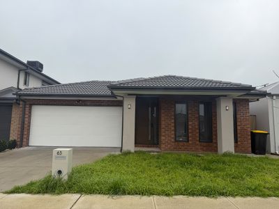 63 Fountain Drive, Beveridge