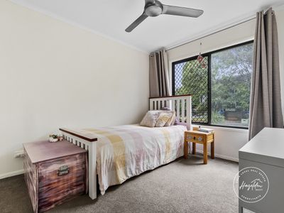 114 Pikes Road, Glass House Mountains