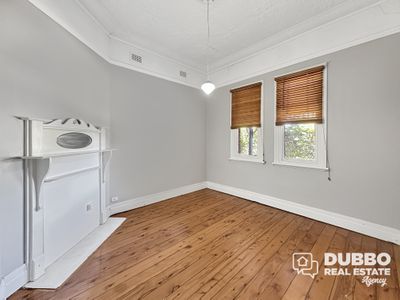 84 Bourke Street, Dubbo