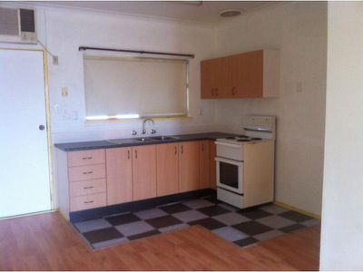 Unit 2 / 130 Macauley Street, Deniliquin