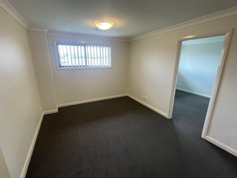 12 Firewheel Circuit, Gregory Hills