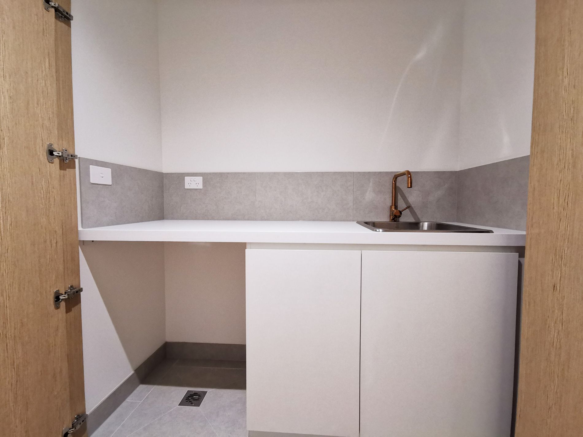 4107 / 464 Collins Street, Melbourne