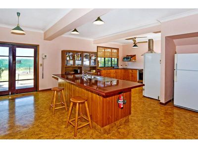 73 Alperton Road, Burbank