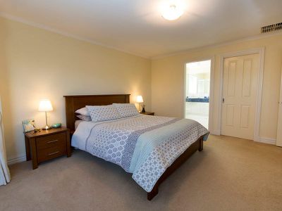 5 Head Court, Seymour