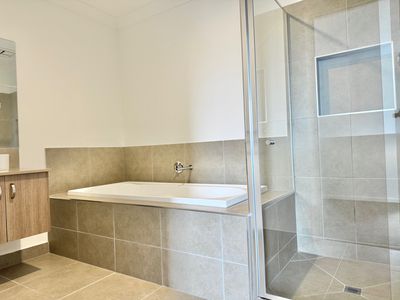 21 Munoz Walk, Wyndham Vale