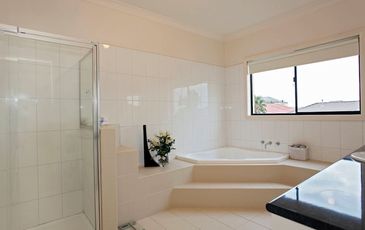 2 Sherbrooke Court, Narre Warren South