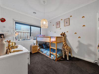 57 Chesney Circuit, Clyde