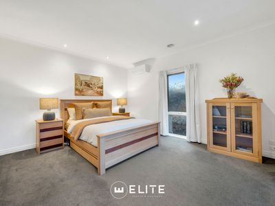 6 Ascot Rise, Berwick