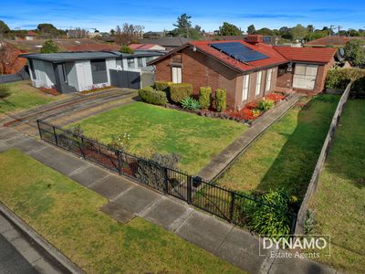 89 Fairbairn Road, Sunshine West