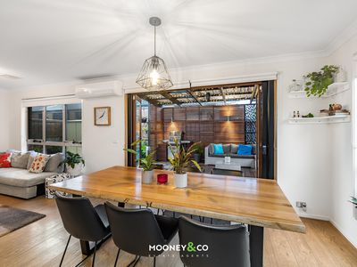 32 Riverside Drive, Cranbourne West