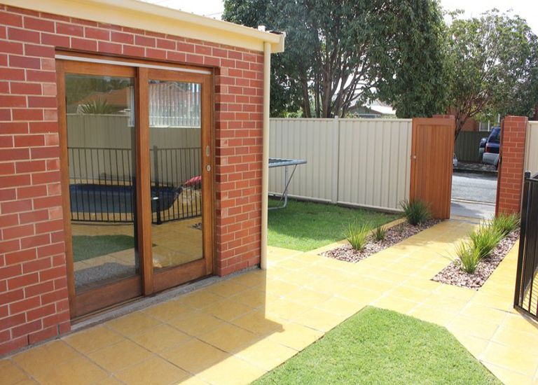 16 Vincent Avenue, North Brighton